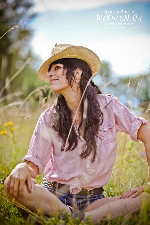 Post - Shooting Photo - Model Aline